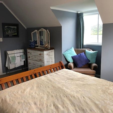 Hunua Ranges Bed & Breakfast Exterior photo